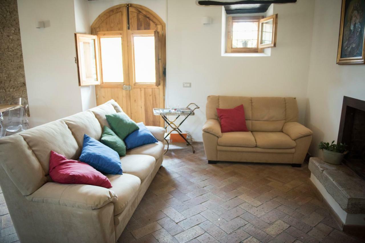 B&B Rifugio Tra Gli Ulivi Campagna Eksteriør billede